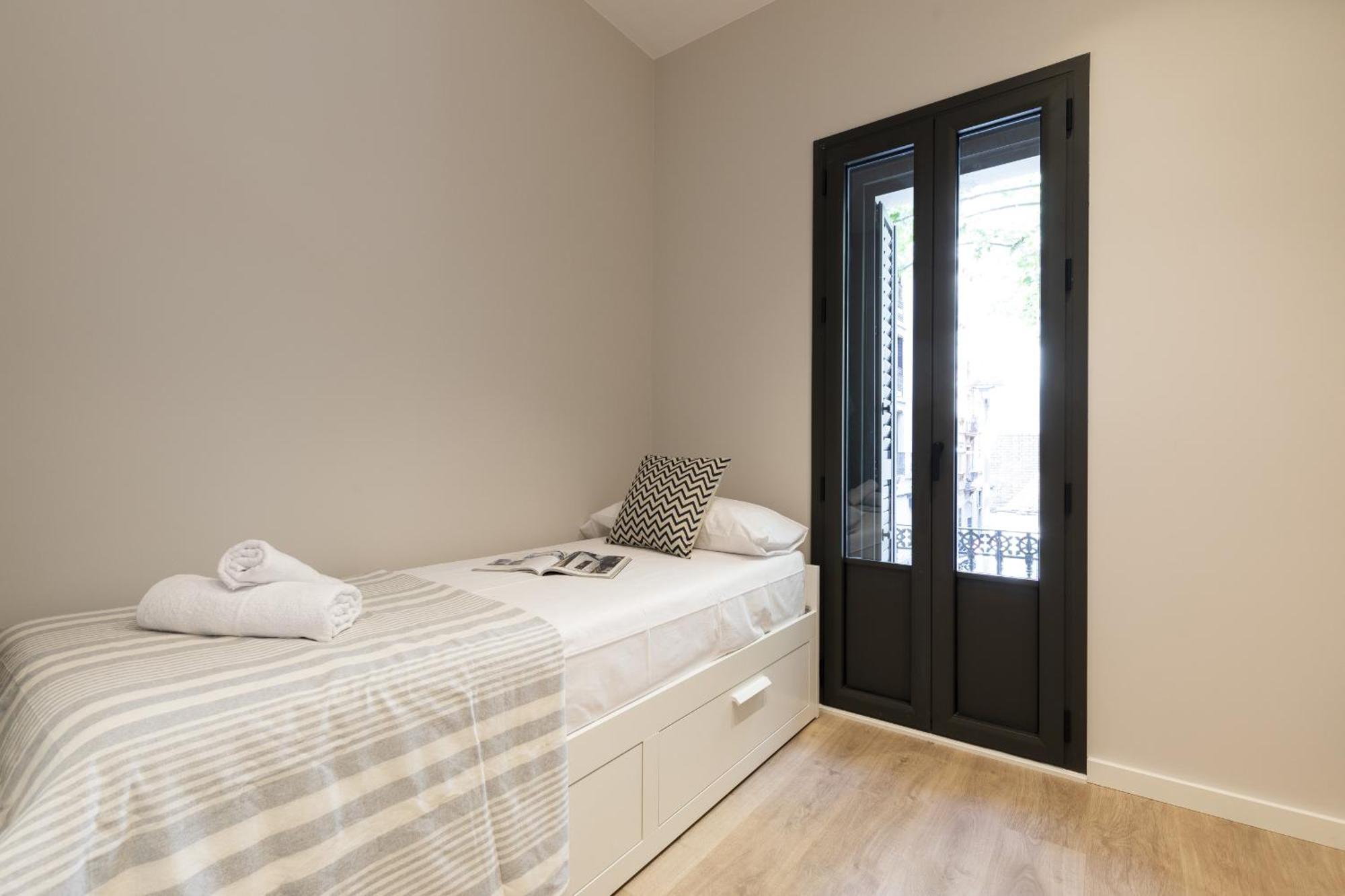 Ola Living Gracia Apartment Barcelona Bagian luar foto